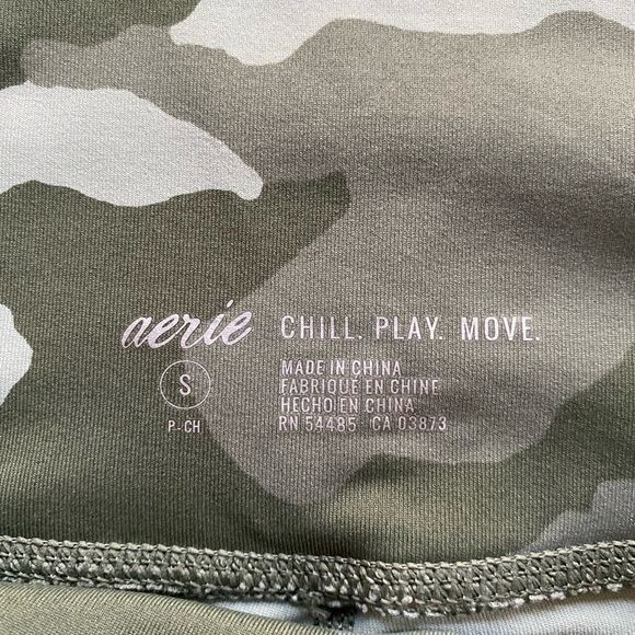 Aerie Camo Leggings Chill Play Move sz Small - Picture 4 of 5